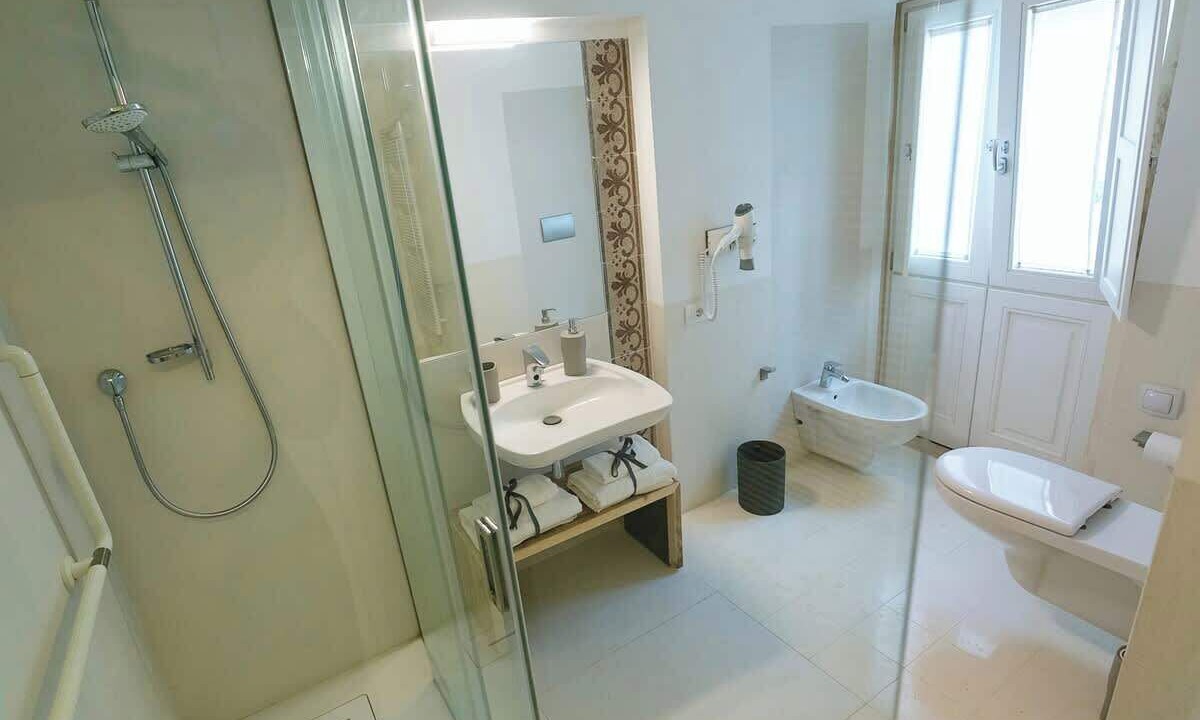 Photo of Bathroom in Ortigia