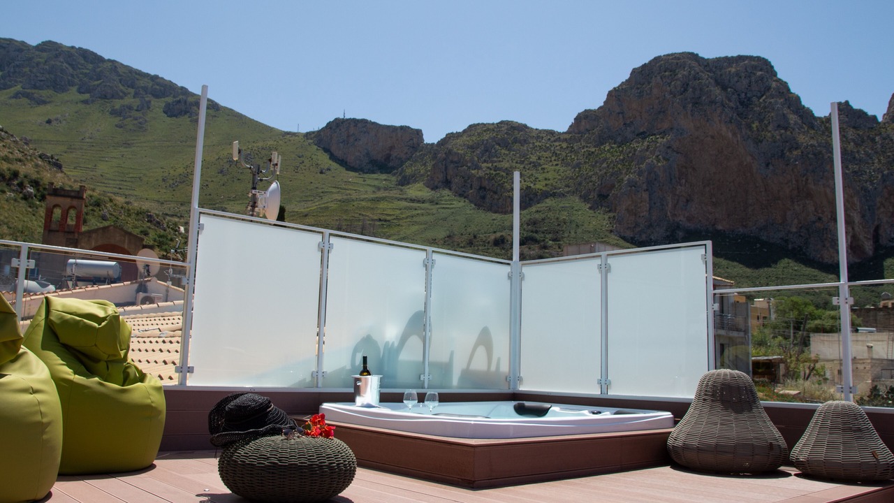 Photo of Outdoor in Macari