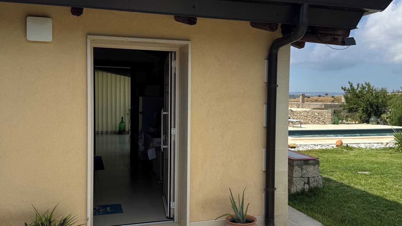 Photo of Outdoor in Avola