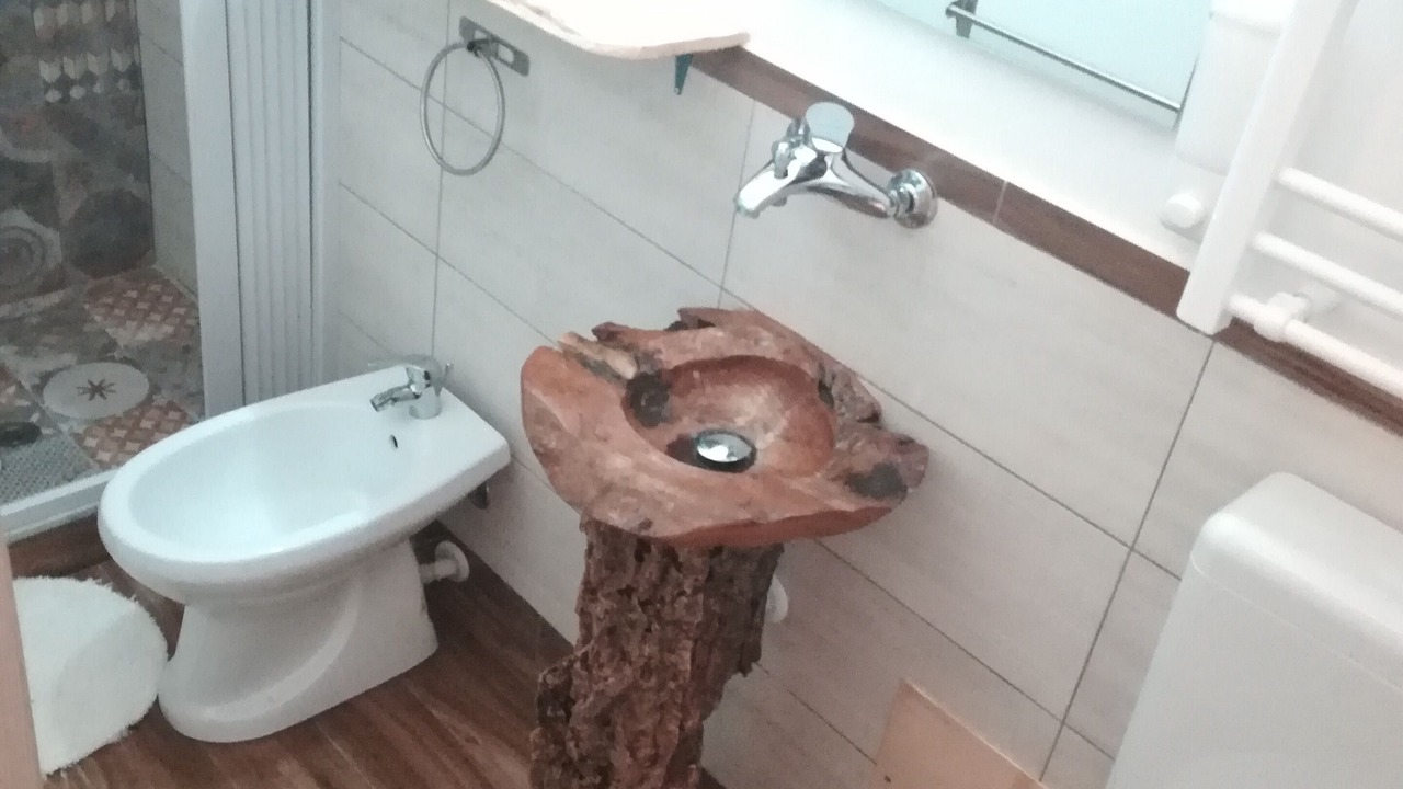 Photo of Bathroom in Kalsa