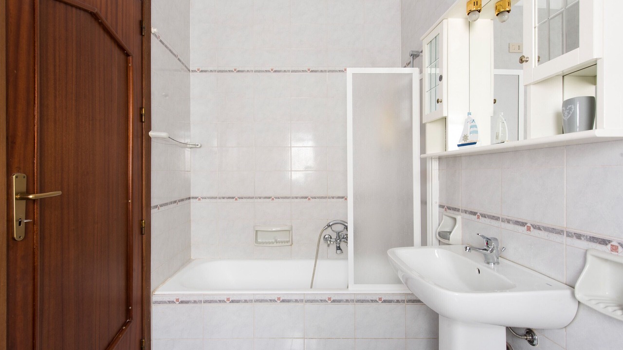 Photo of Bathroom in Mondello