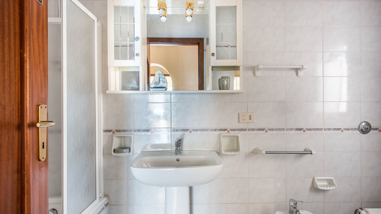 Photo of Bathroom in Mondello