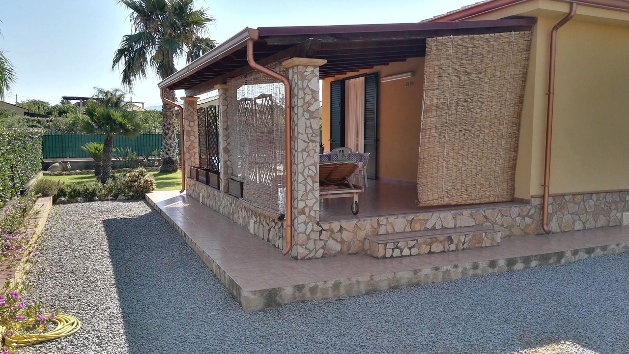 Photo of Patio Balcony in Campofelice di Roccella