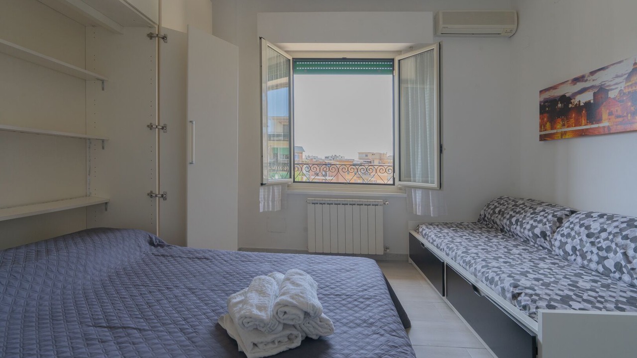 Photo of Bedroom in Quartiere XXXIII Lido di Ostia Ponente
