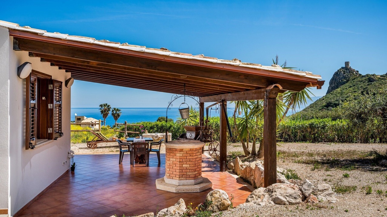 Photo of Patio Balcony in Scopello