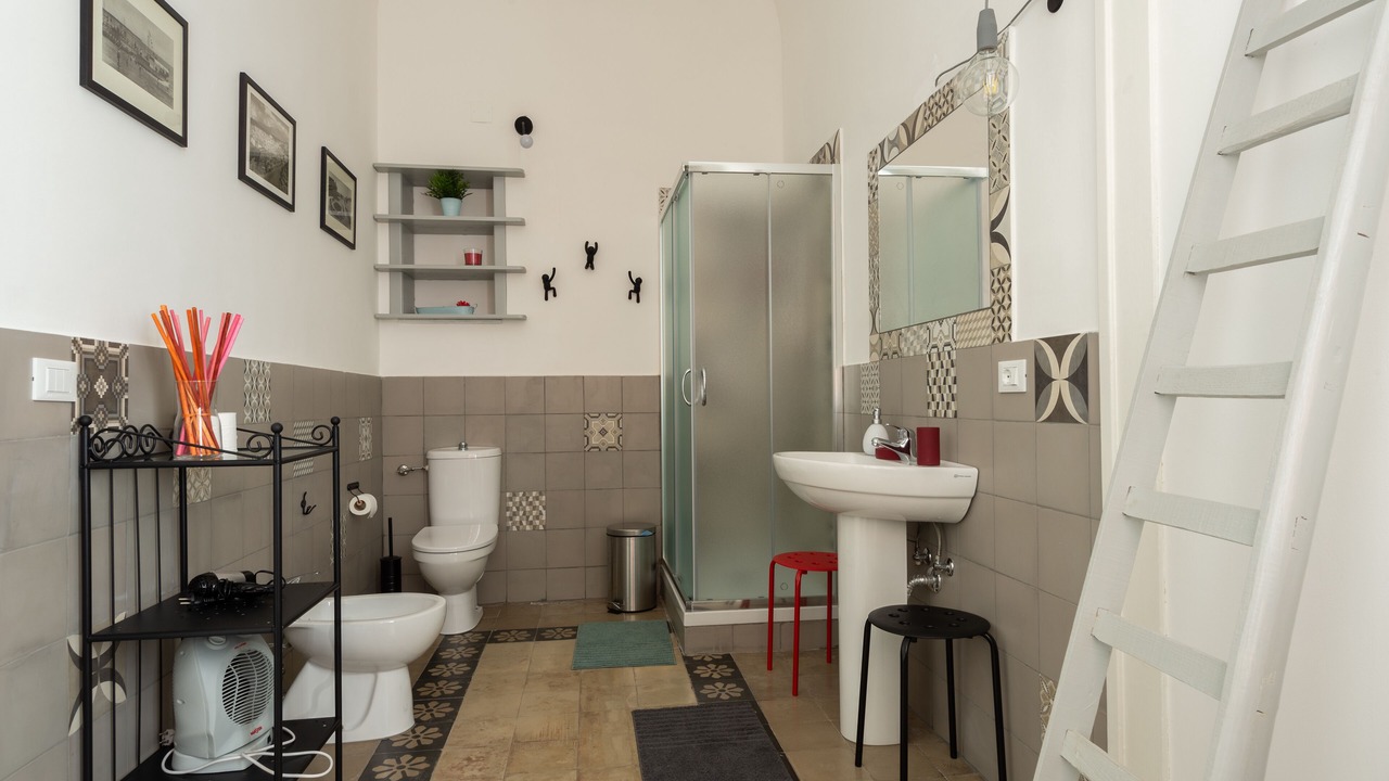 Photo of Bathroom in Catania City Centre