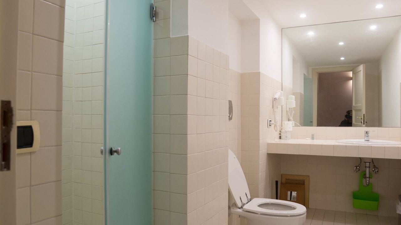 Photo of Bathroom in Catania City Centre