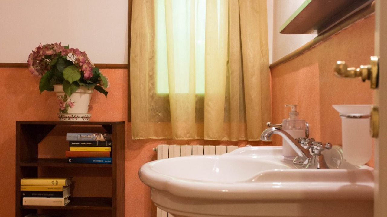 Photo of Bathroom in Contessa Entellina
