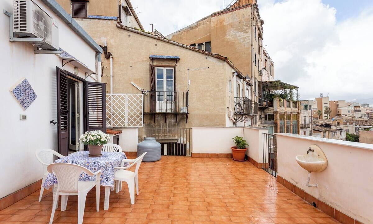 Photo of Outdoor in Palermo