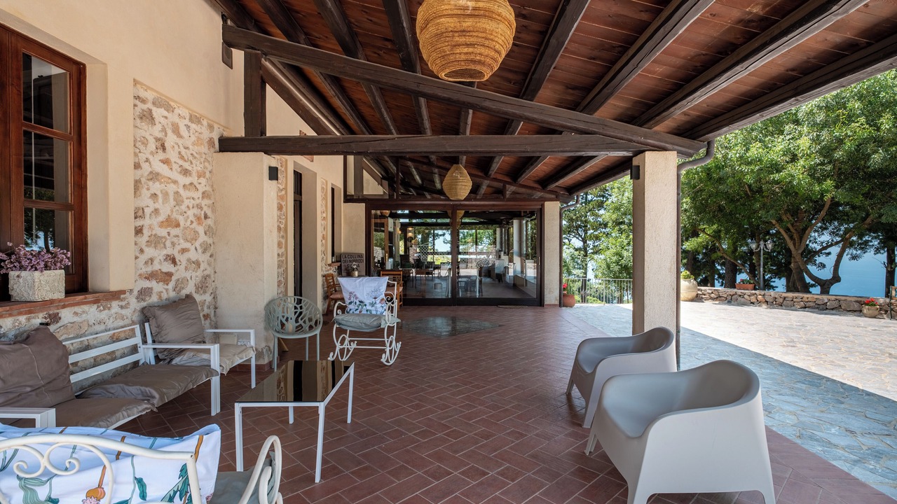 Photo of Patio Balcony in San Marco d'Alunzio