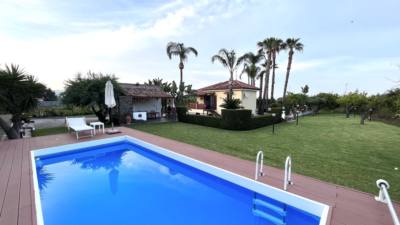 Photo of Outdoor in Torre Archirafi