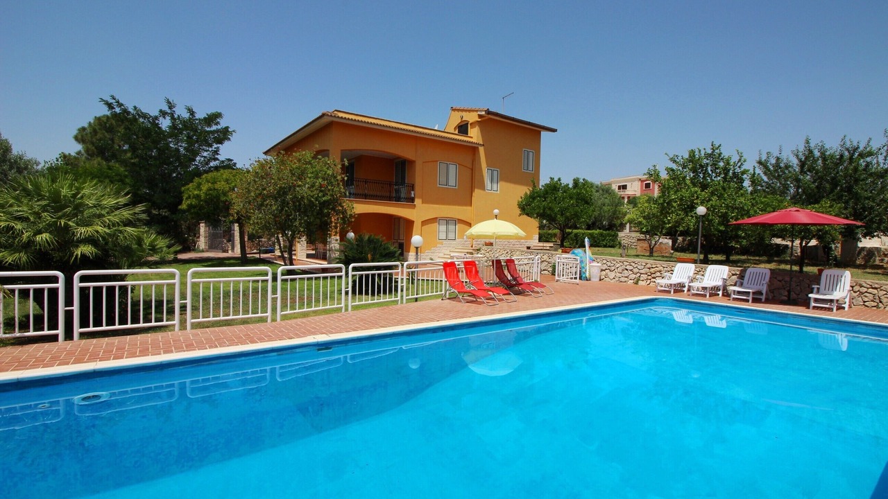 Photo of Outdoor in Solarino