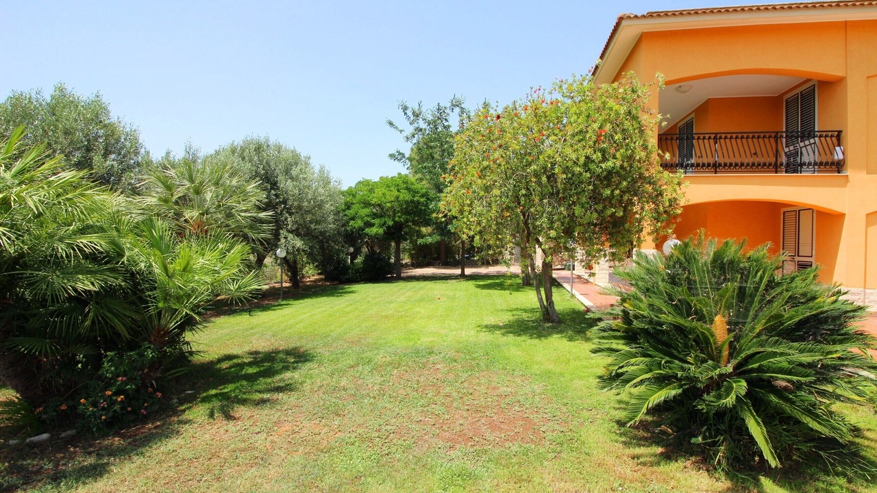 Photo of Outdoor in Solarino