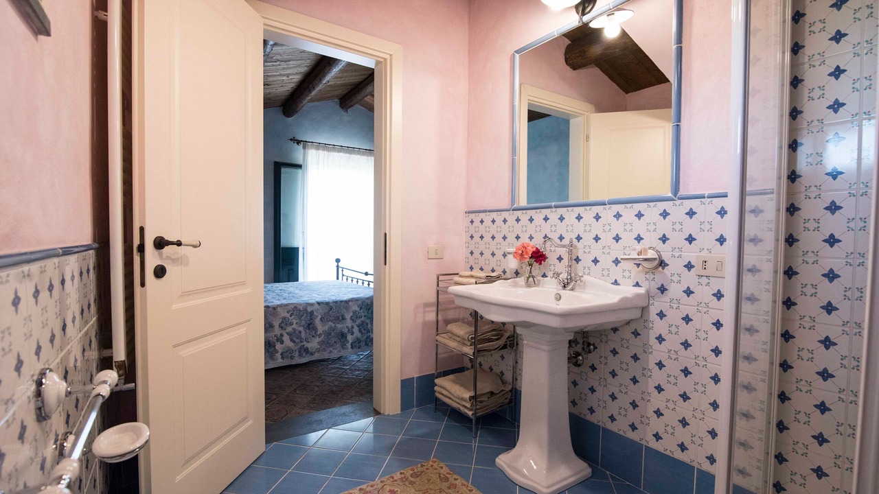 Photo of Bathroom in Piedimonte Etneo