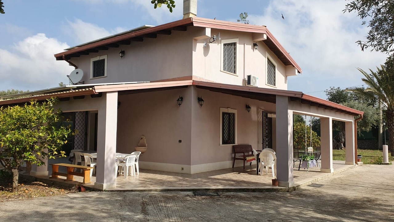 Photo of Outdoor in Solarino
