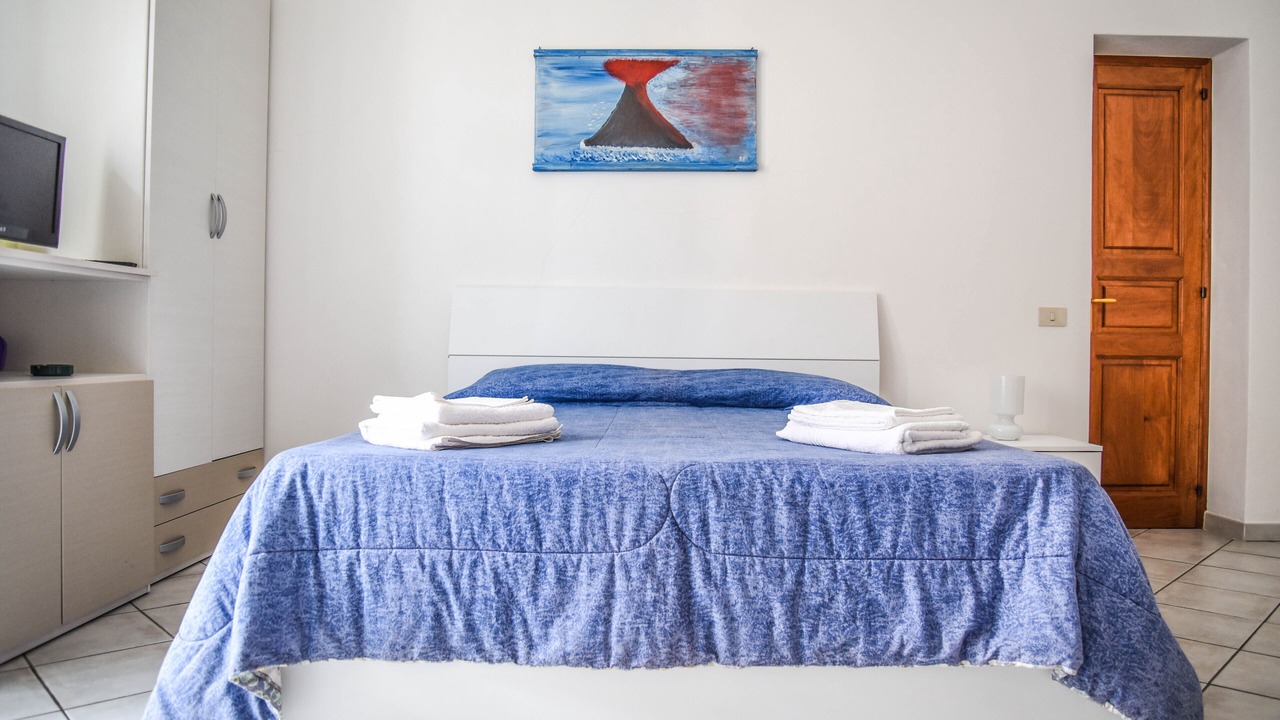 Photo of Bedroom in Lipari Historic Centre