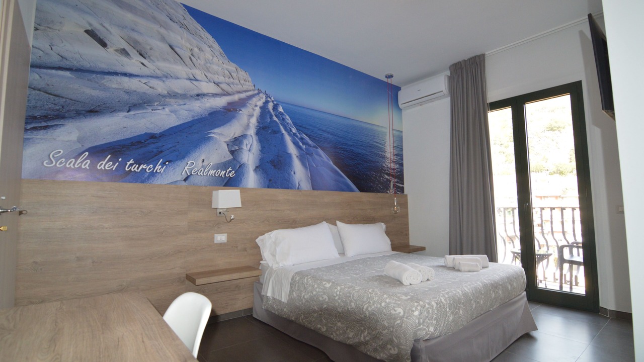 Photo of Bedroom in Taormina