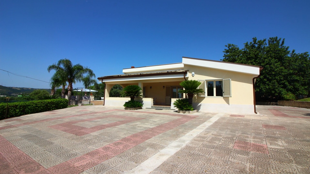 Photo of Outdoor in Floridia