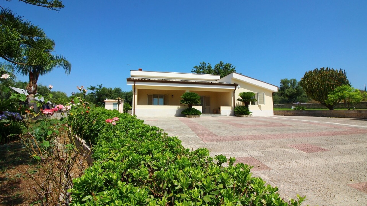 Photo of Outdoor in Floridia