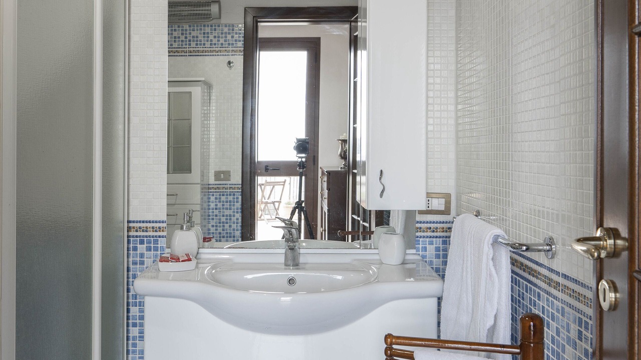 Photo of Bathroom in Reitano