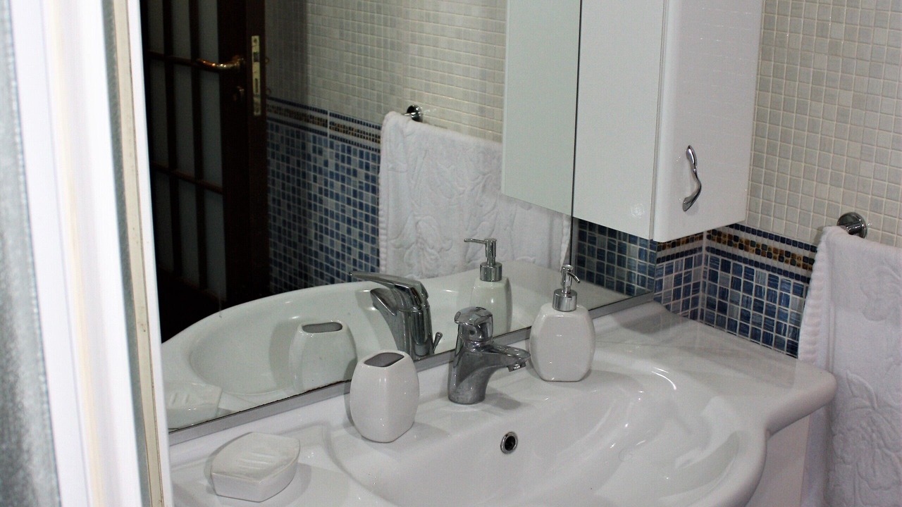 Photo of Bathroom in Reitano