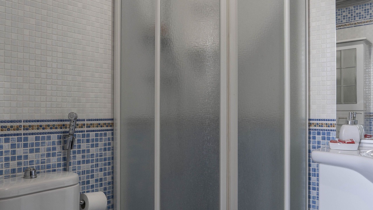 Photo of Bathroom in Reitano