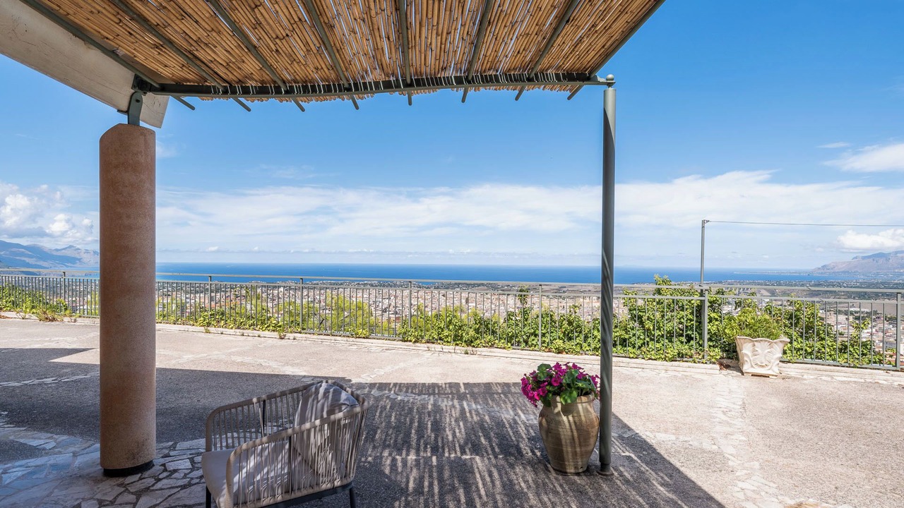 Photo of Patio Balcony in Alcamo
