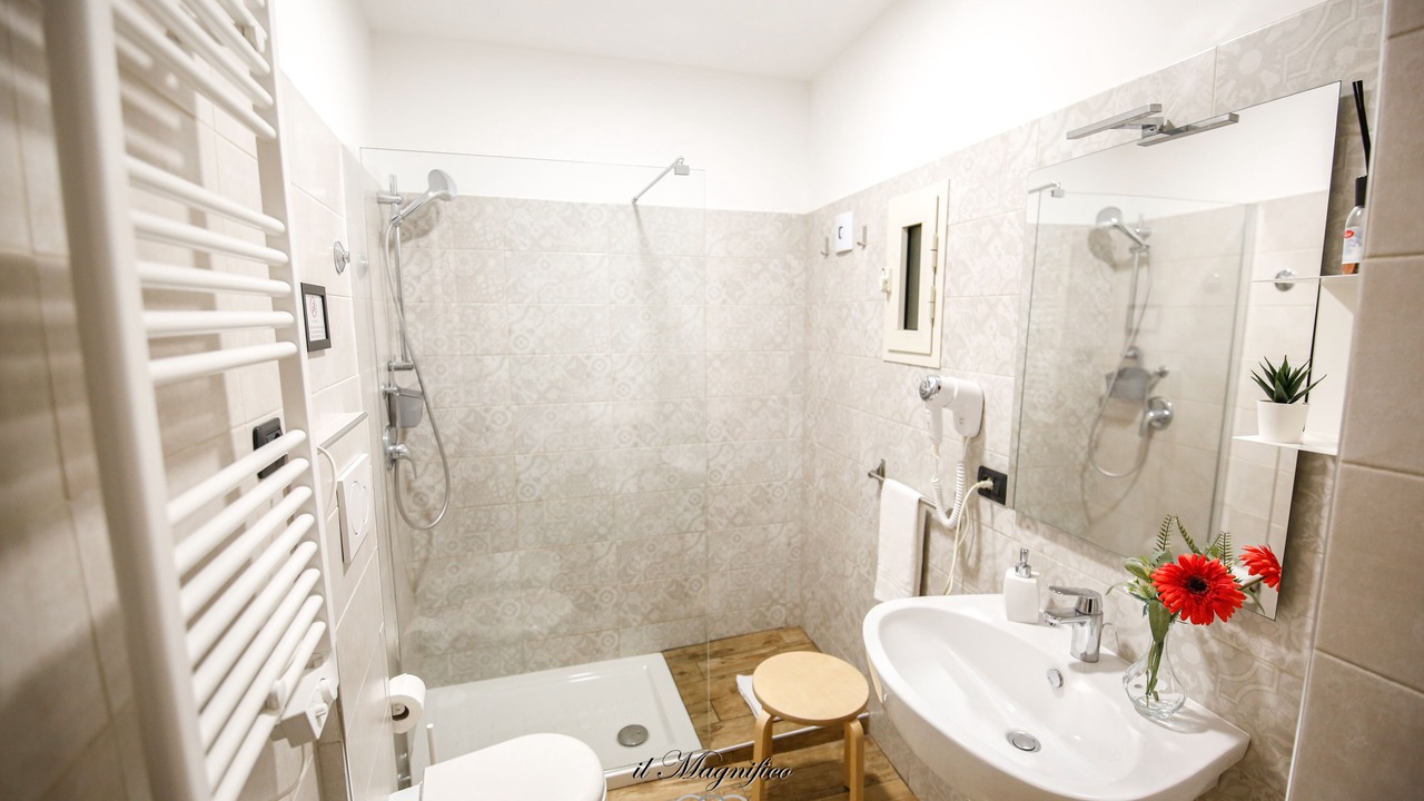 Photo of Bathroom in Catania City Centre