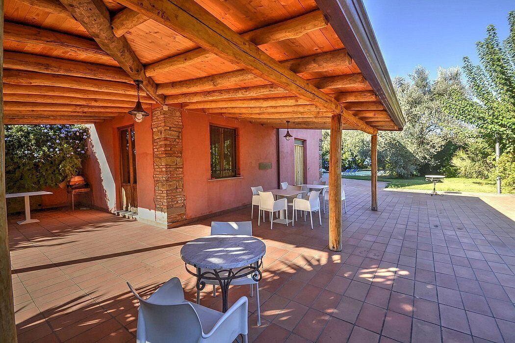 Photo of Outdoor in Mirto