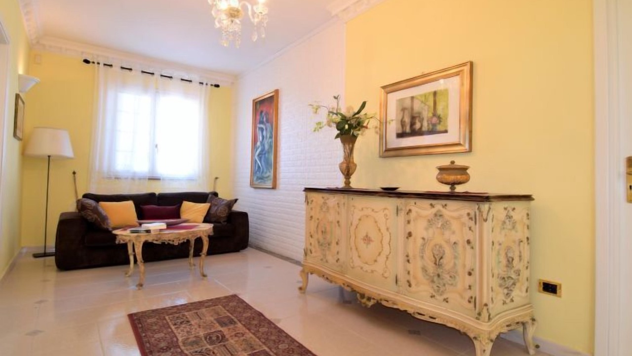 Photo of Livingroom in Syracuse