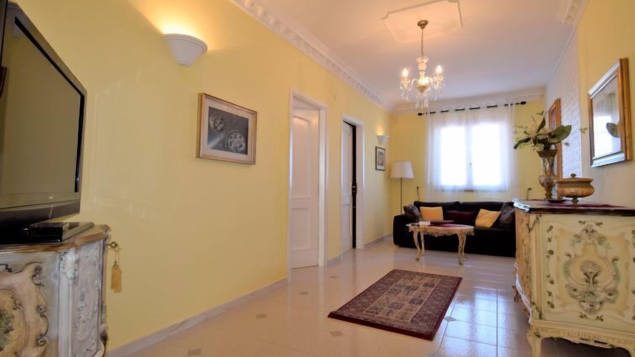 Photo of Livingroom in Syracuse