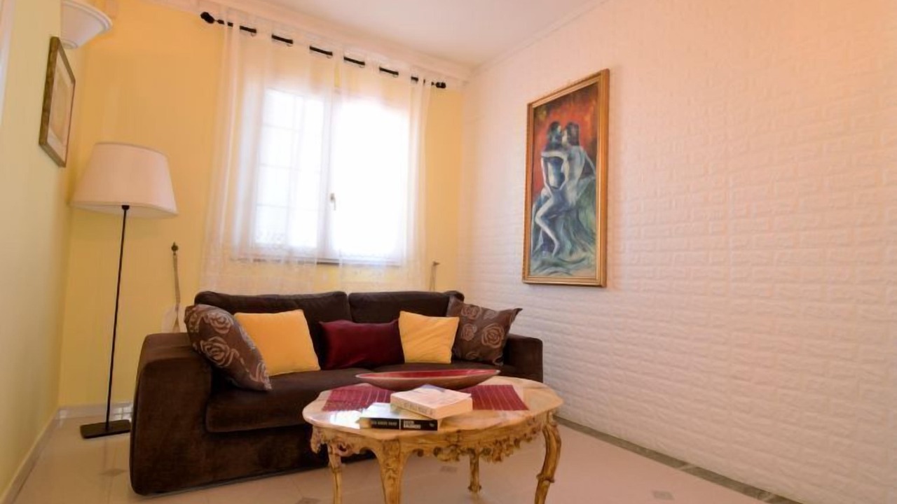 Photo of Livingroom in Syracuse