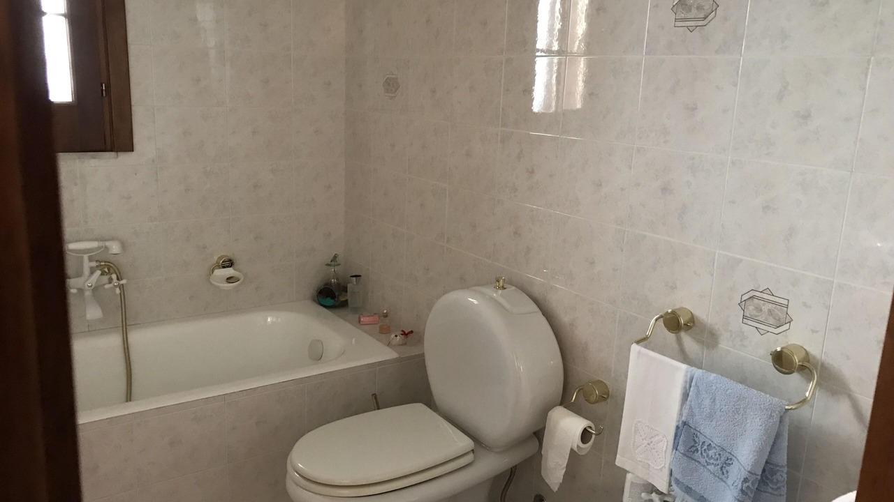 Photo of Bathroom in Cesaro