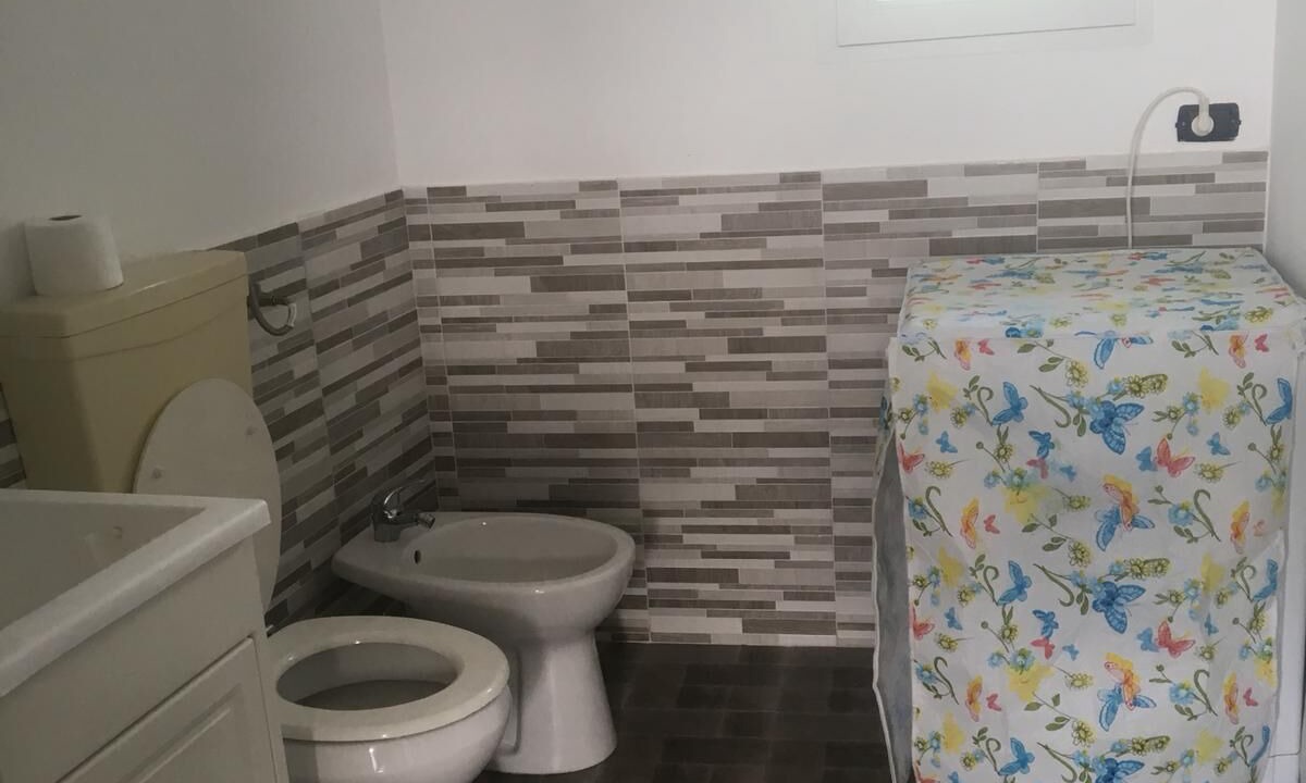 Photo of Bathroom in Brucoli