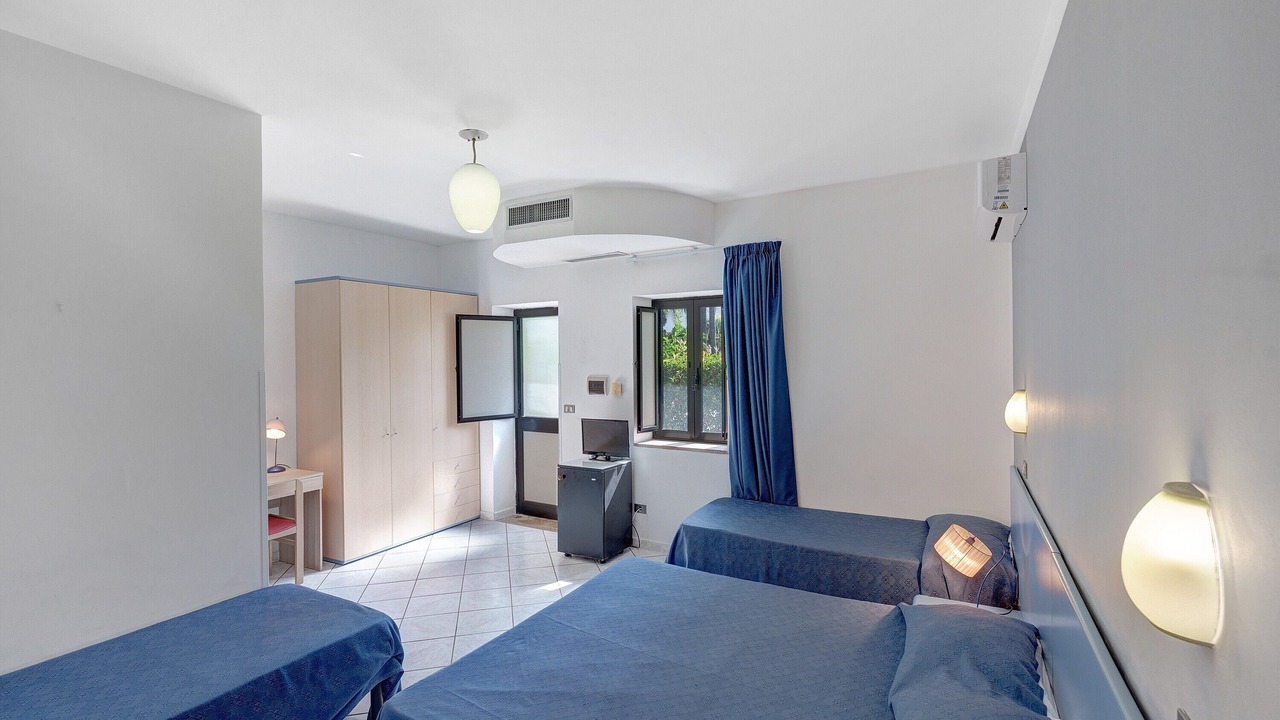 Photo of Bedroom in Laura
