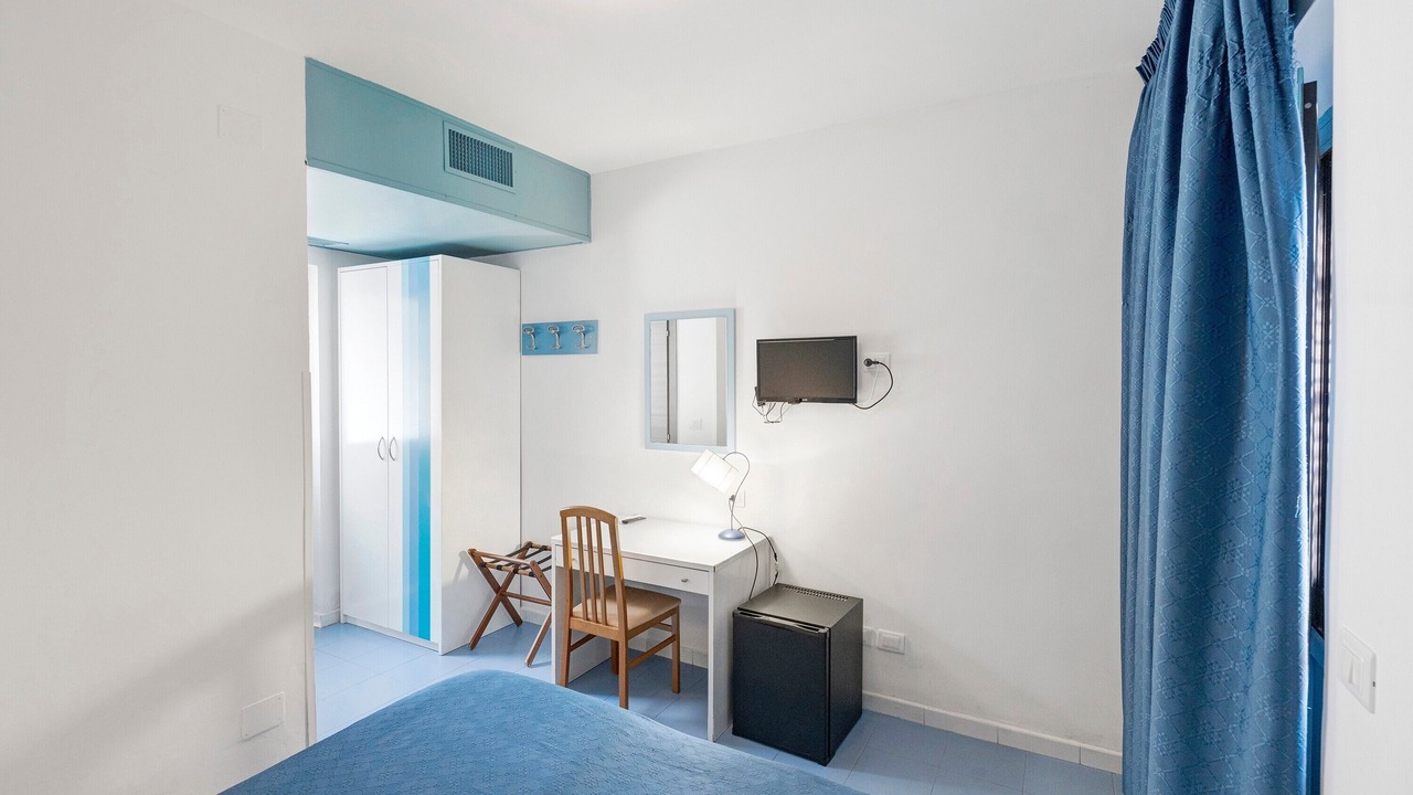 Photo of Bedroom in Laura
