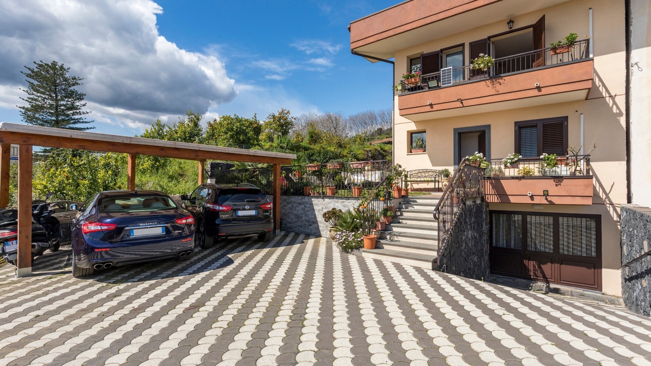 Photo of Outdoor in Mascali