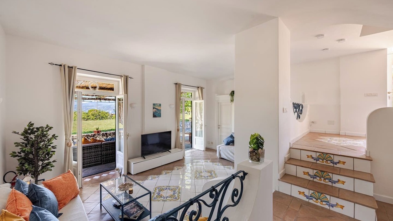 Photo of Livingroom in Marina Grande