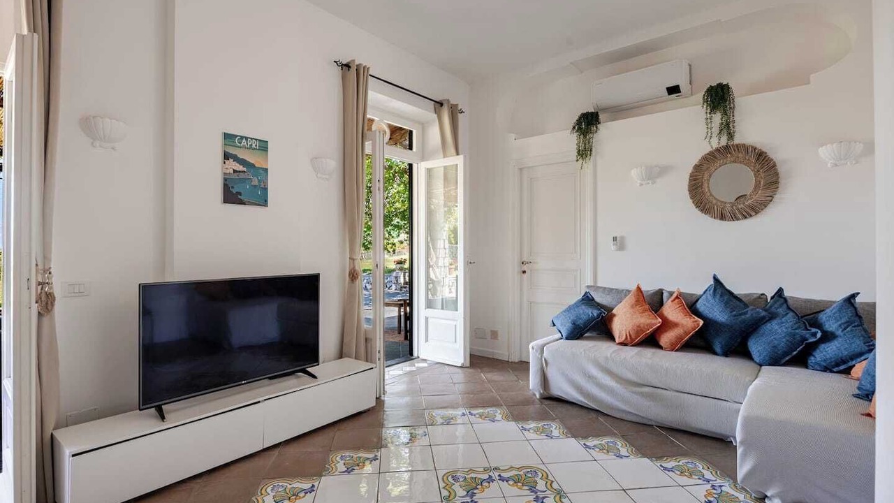 Photo of Livingroom in Marina Grande