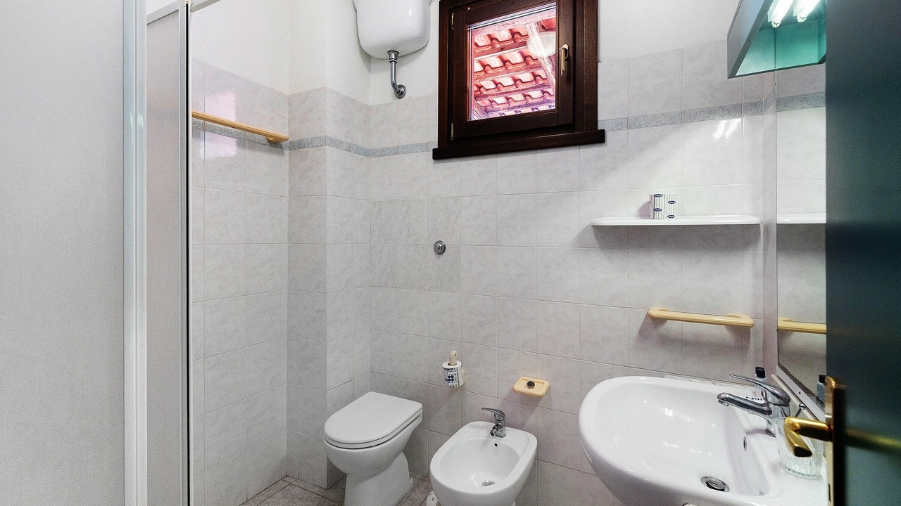 Photo of Bathroom in Palinuro