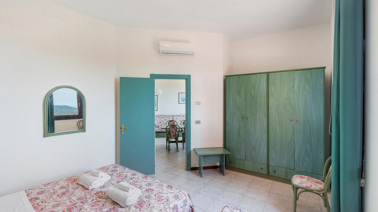 Photo of Bedroom in Palinuro