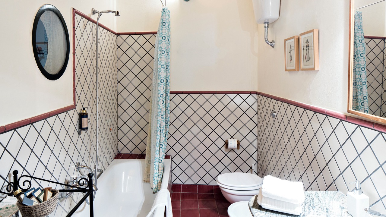Photo of Bathroom in Nola