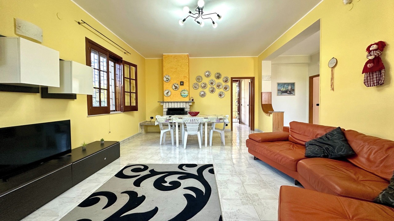 Photo of Livingroom in Arenella