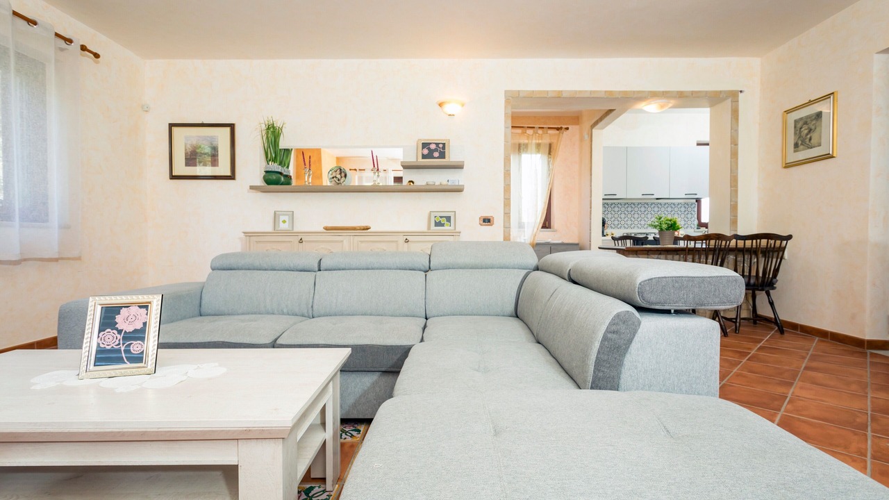 Photo of Livingroom in Mitogio