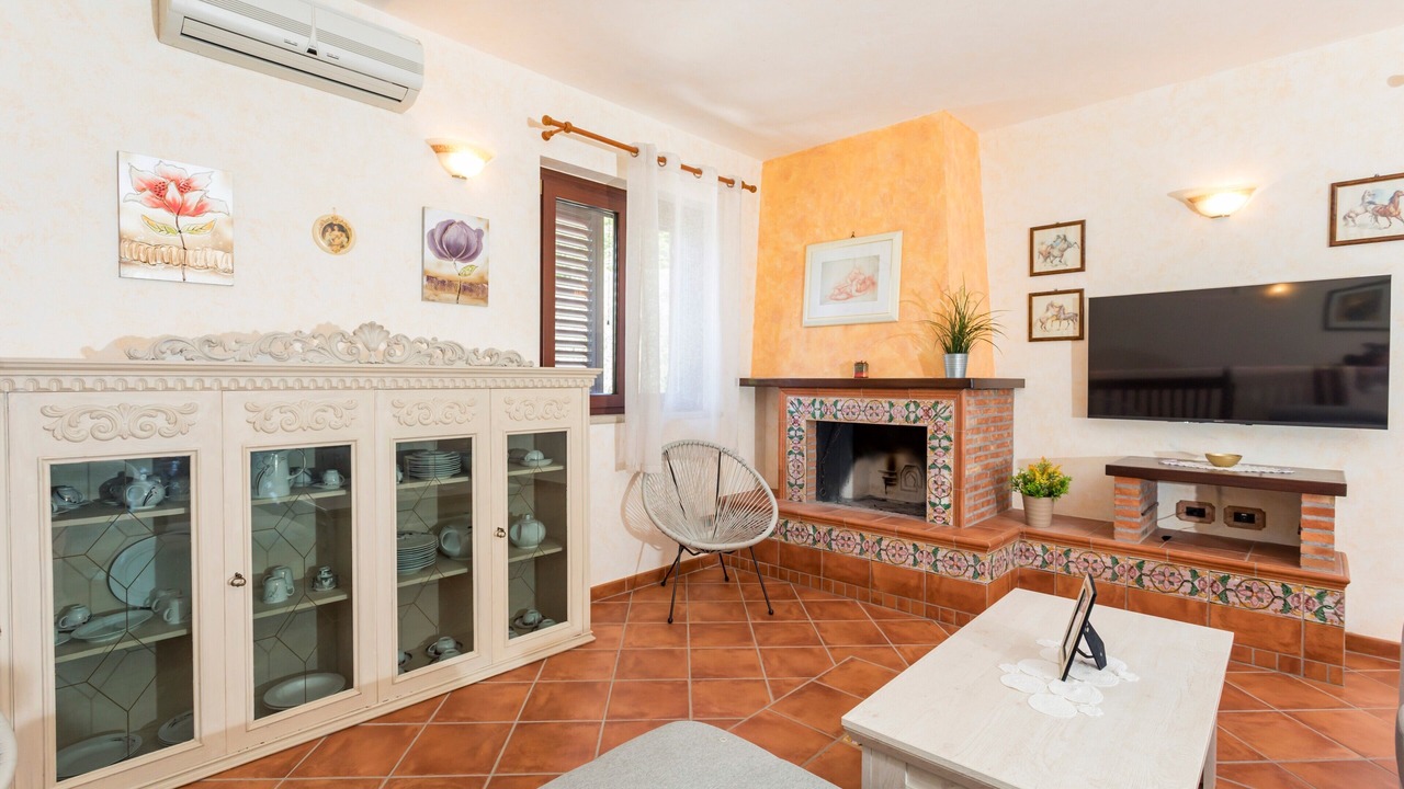 Photo of Livingroom in Mitogio