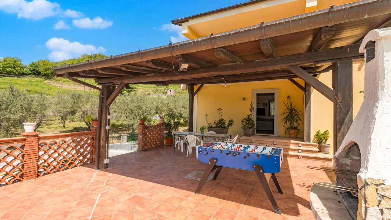 Photo of Outdoor in Mitogio