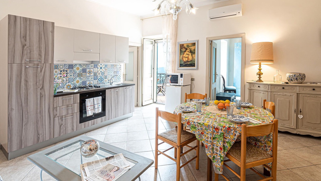 Photo of Bedroom in Laureana Cilento