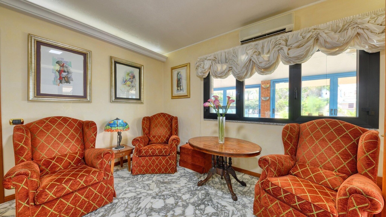 Photo of Livingroom in Syracuse