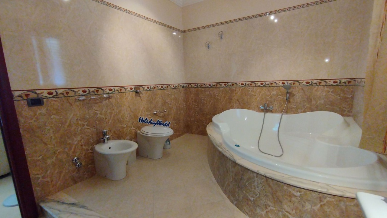 Photo of Bathroom in Licata