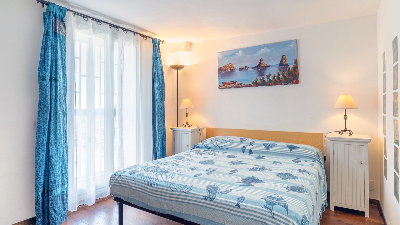Photo of Bedroom in Costa Saracena-Castelluccio